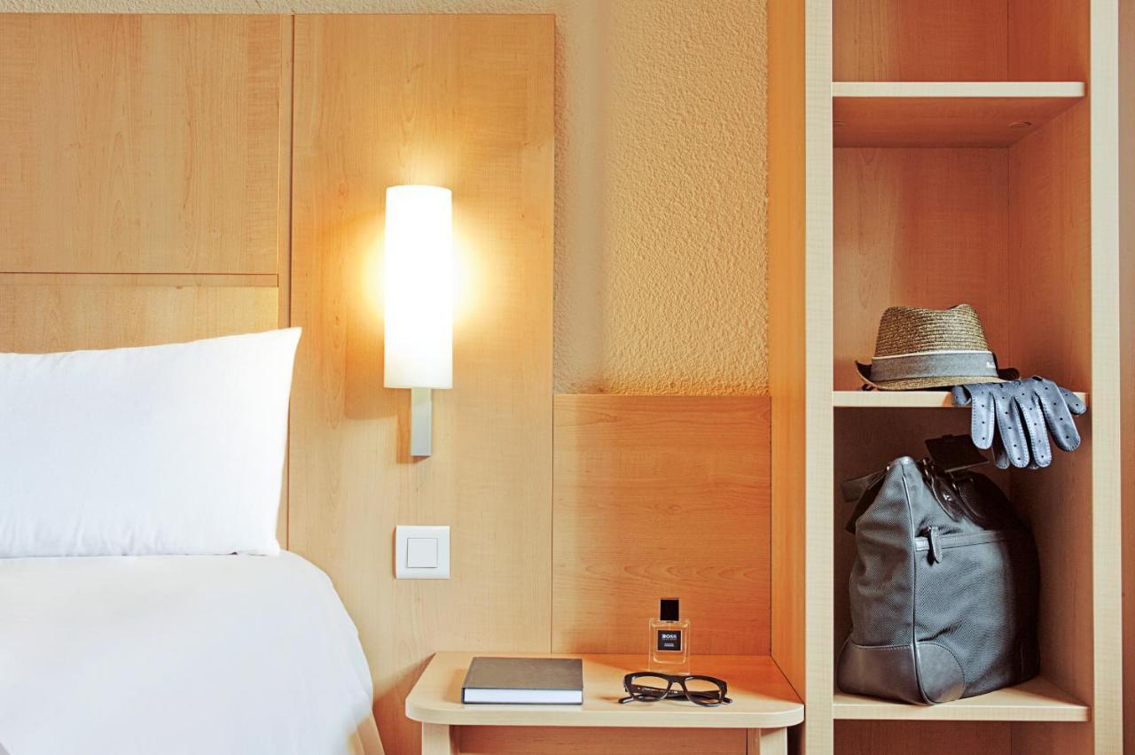 ไอบิส บาร์เซโลนา โมเยต Hotel มอลเยต เดล บาเยส ภายนอก รูปภาพ