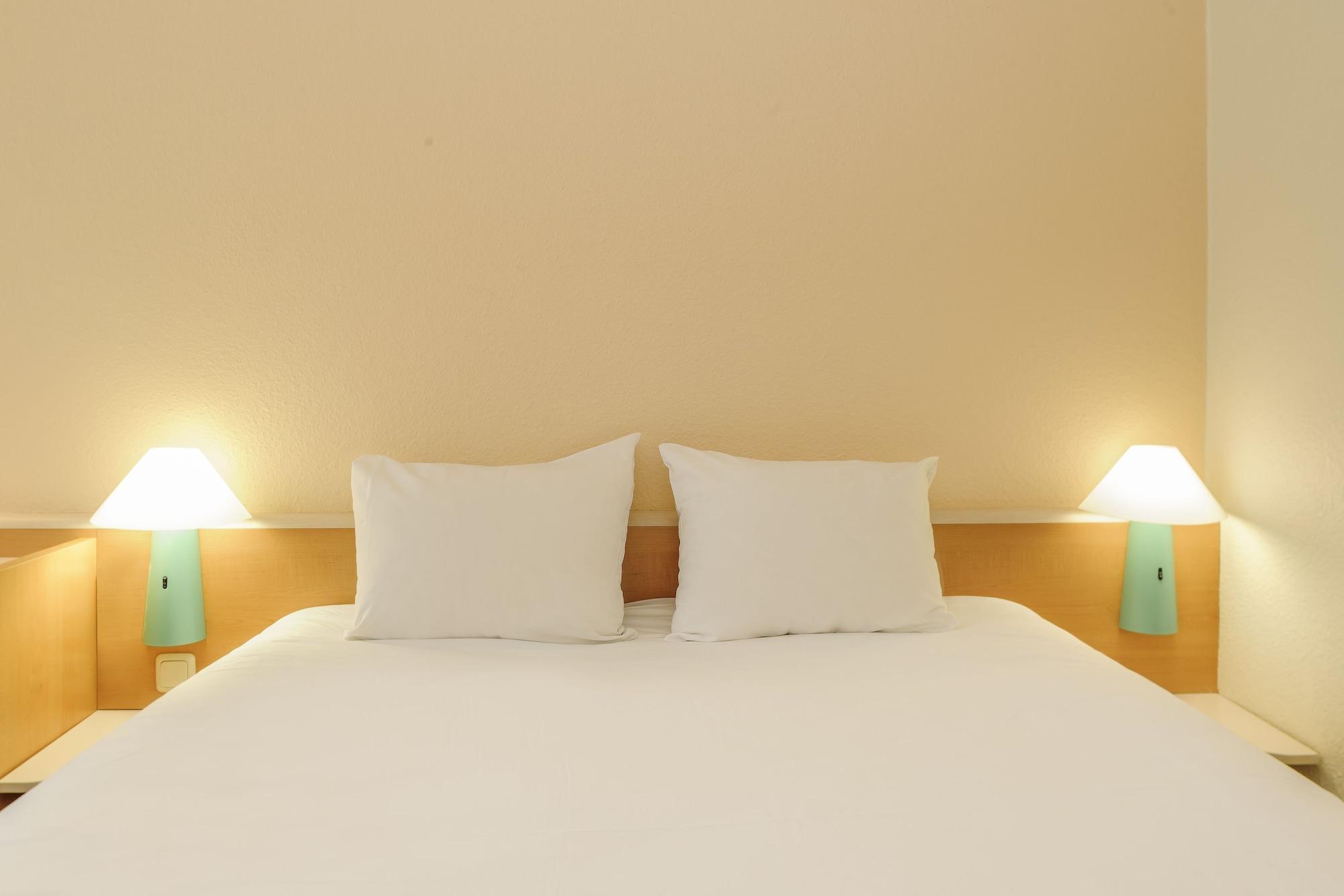ไอบิส บาร์เซโลนา โมเยต Hotel มอลเยต เดล บาเยส ภายนอก รูปภาพ