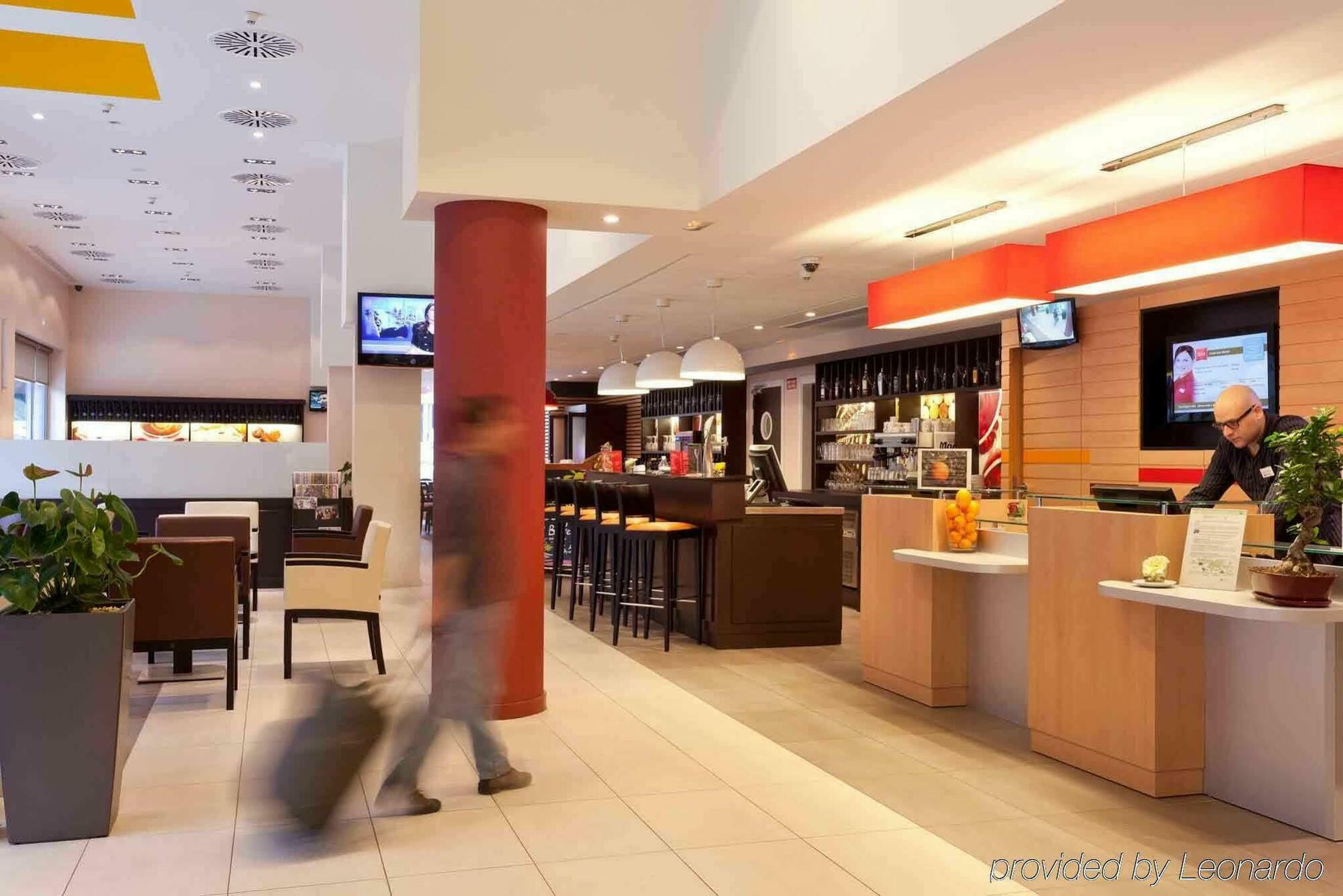 ไอบิส บาร์เซโลนา โมเยต Hotel มอลเยต เดล บาเยส ภายนอก รูปภาพ